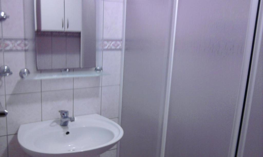 Yucesan Hotel Авсалар Стая снимка
